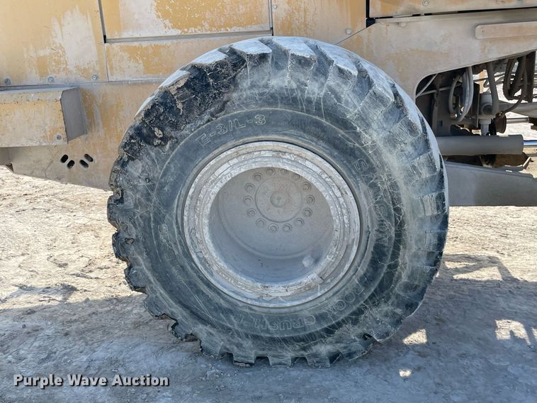image for item MS9756 1993 John Deere 644G  wheel loader