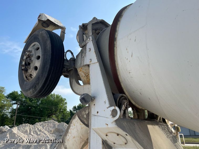 image for item MS9757 2007 Peterbilt 357  ready mix truck