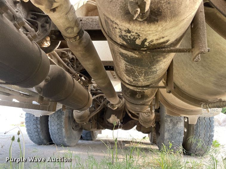 image for item MS9757 2007 Peterbilt 357  ready mix truck