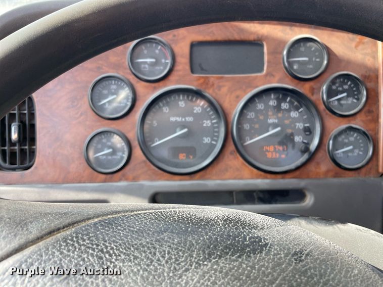 image for item MS9757 2007 Peterbilt 357  ready mix truck