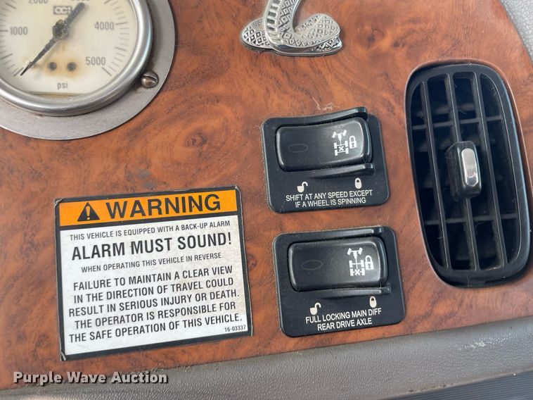 image for item MS9757 2007 Peterbilt 357  ready mix truck