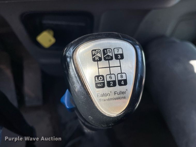 image for item MS9757 2007 Peterbilt 357  ready mix truck