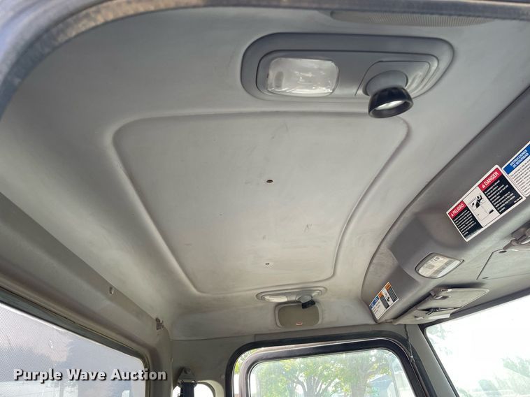 image for item MS9757 2007 Peterbilt 357  ready mix truck