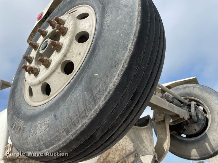 image for item MS9757 2007 Peterbilt 357  ready mix truck