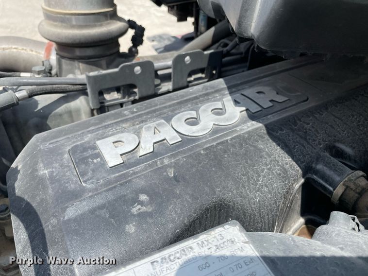 image for item MS9758 2016 Kenworth T680  semi truck