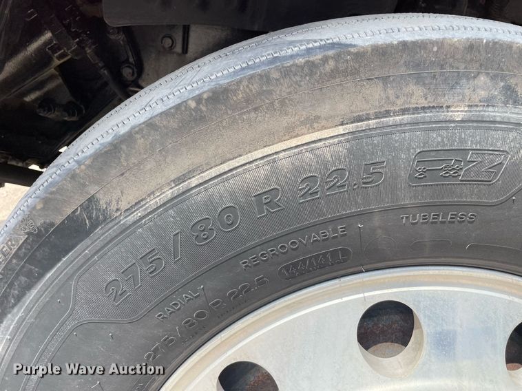 image for item MS9758 2016 Kenworth T680  semi truck