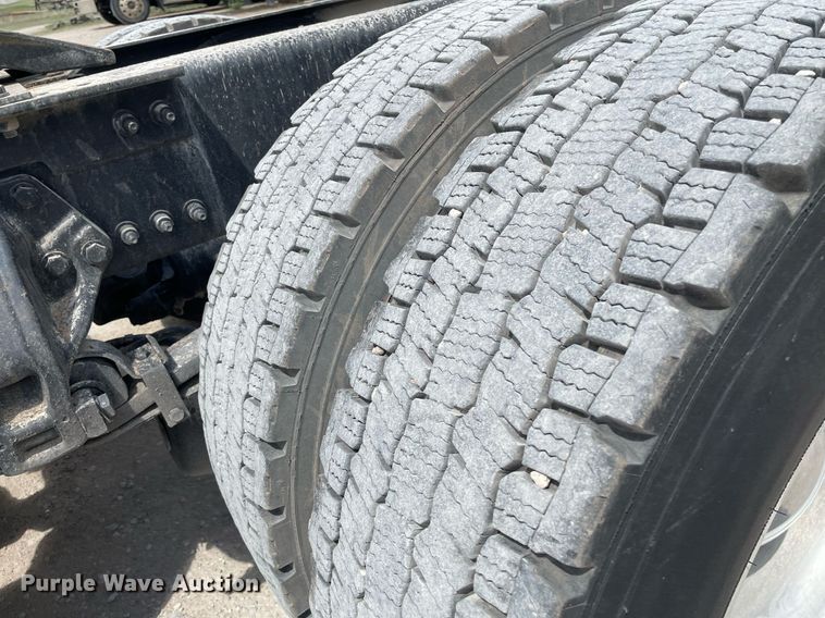 image for item MS9758 2016 Kenworth T680  semi truck