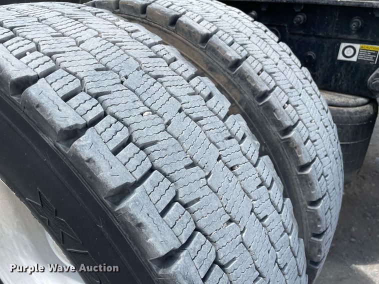 image for item MS9758 2016 Kenworth T680  semi truck