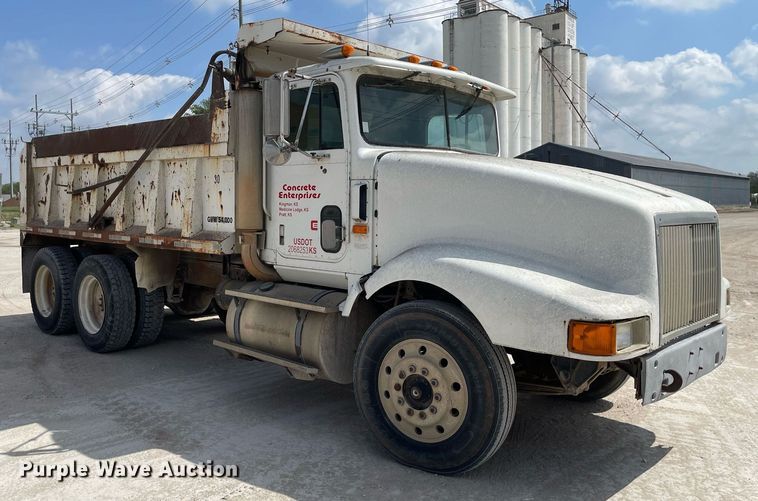 image for item MS9759 1991 International 9400  dump truck