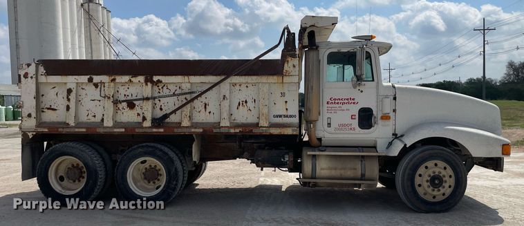 image for item MS9759 1991 International 9400  dump truck