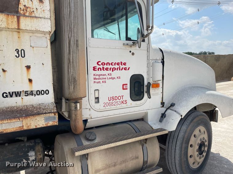 image for item MS9759 1991 International 9400  dump truck