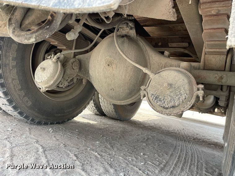 image for item MS9759 1991 International 9400  dump truck