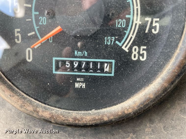 image for item MS9759 1991 International 9400  dump truck