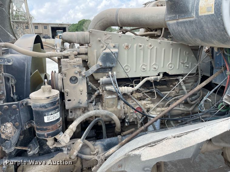 image for item MS9759 1991 International 9400  dump truck