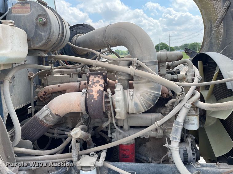 image for item MS9759 1991 International 9400  dump truck