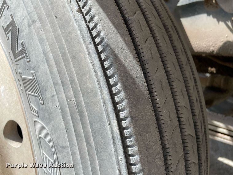 image for item MS9759 1991 International 9400  dump truck