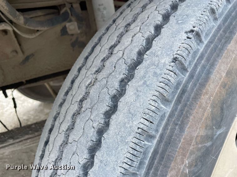 image for item MS9759 1991 International 9400  dump truck