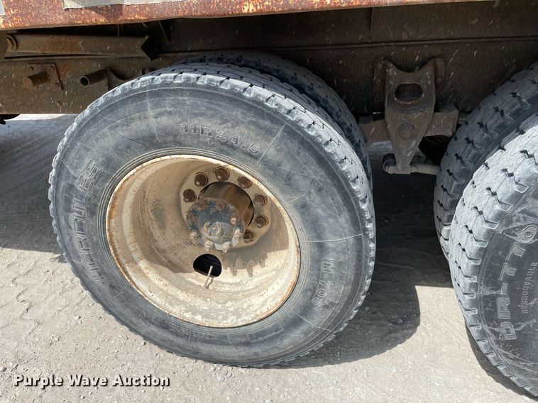 image for item MS9759 1991 International 9400  dump truck