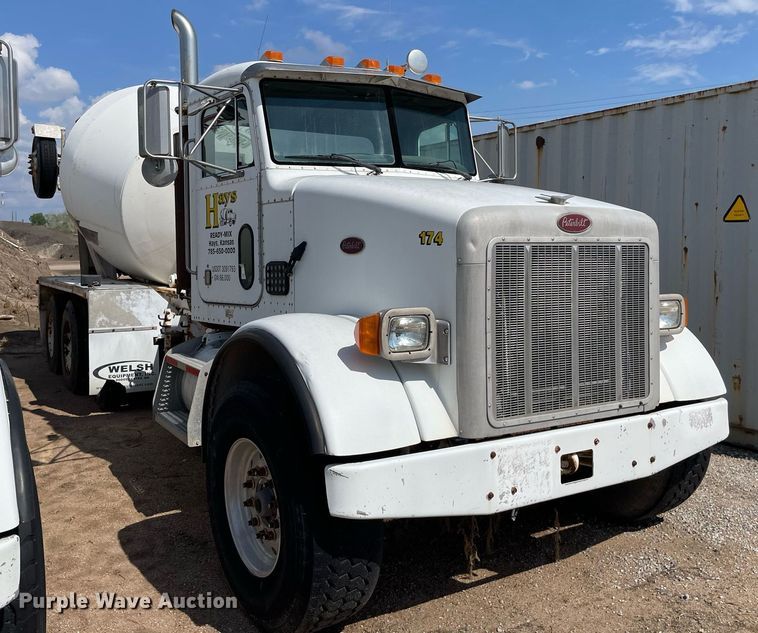 image for item MS9779 2005 Peterbilt 357  ready mix truck
