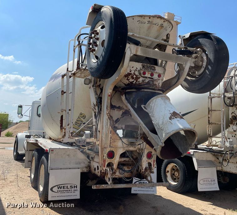 image for item MS9779 2005 Peterbilt 357  ready mix truck