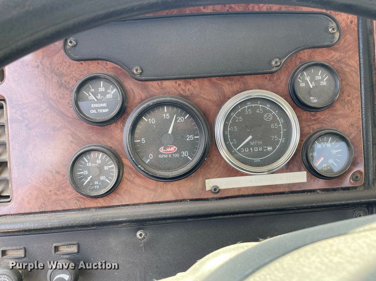 image for item MS9779 2005 Peterbilt 357  ready mix truck