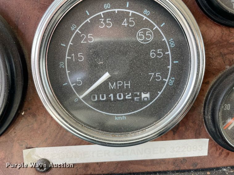 image for item MS9779 2005 Peterbilt 357  ready mix truck