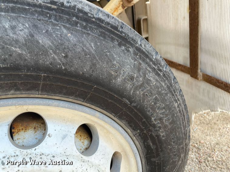 image for item MS9779 2005 Peterbilt 357  ready mix truck