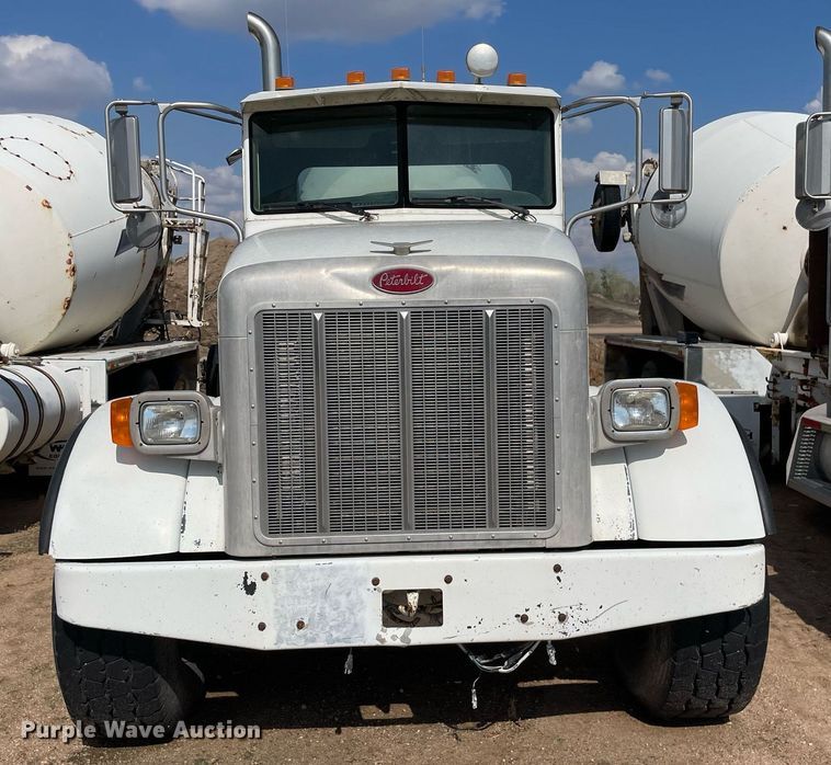 image for item MS9780 2005 Peterbilt 357  ready mix truck