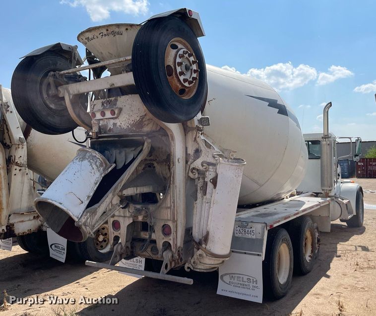 image for item MS9780 2005 Peterbilt 357  ready mix truck