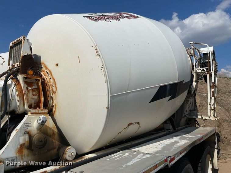 image for item MS9780 2005 Peterbilt 357  ready mix truck