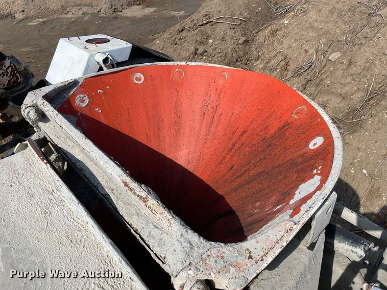 image for item MS9780 2005 Peterbilt 357  ready mix truck