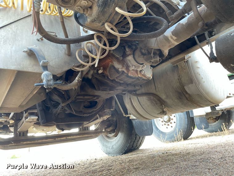 image for item MS9780 2005 Peterbilt 357  ready mix truck