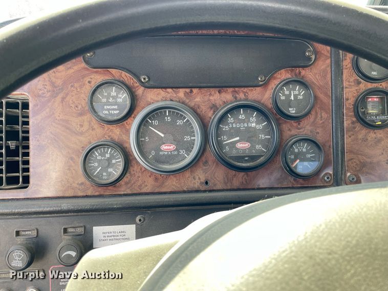 image for item MS9780 2005 Peterbilt 357  ready mix truck