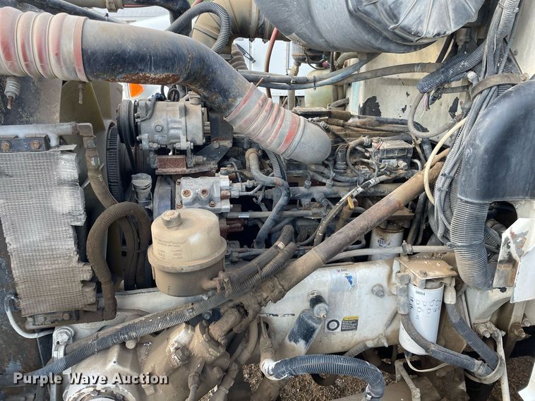 image for item MS9780 2005 Peterbilt 357  ready mix truck