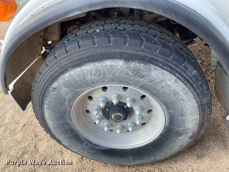 image for item MS9780 2005 Peterbilt 357  ready mix truck