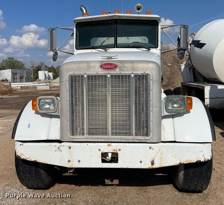 image for item MS9781 2004 Peterbilt 357  ready mix truck