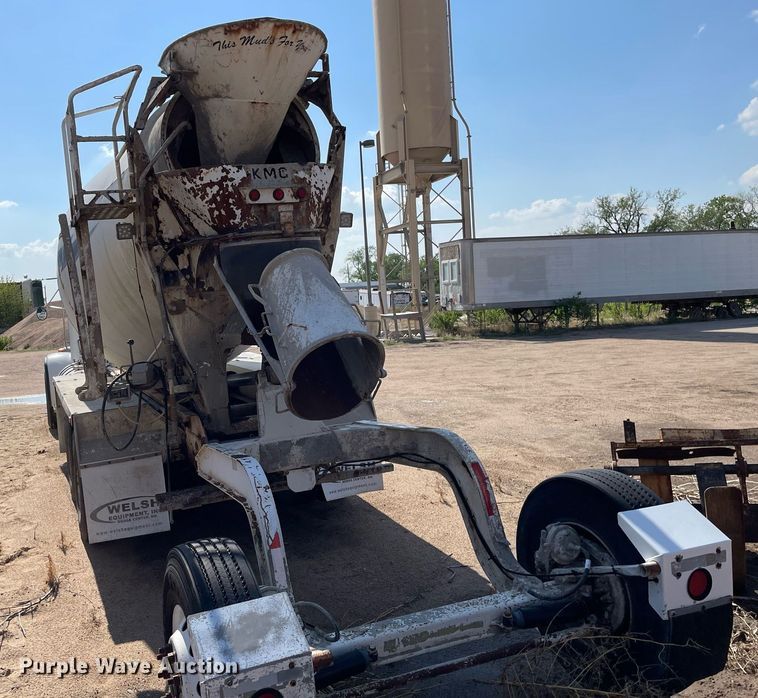 image for item MS9781 2004 Peterbilt 357  ready mix truck