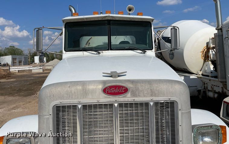 image for item MS9781 2004 Peterbilt 357  ready mix truck