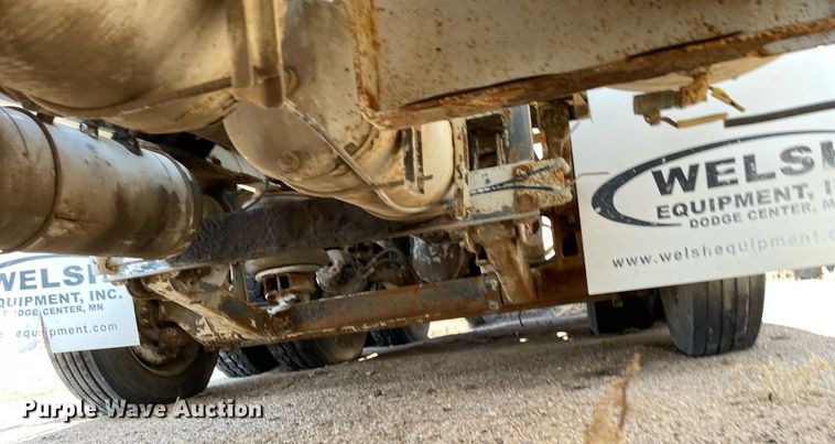 image for item MS9781 2004 Peterbilt 357  ready mix truck