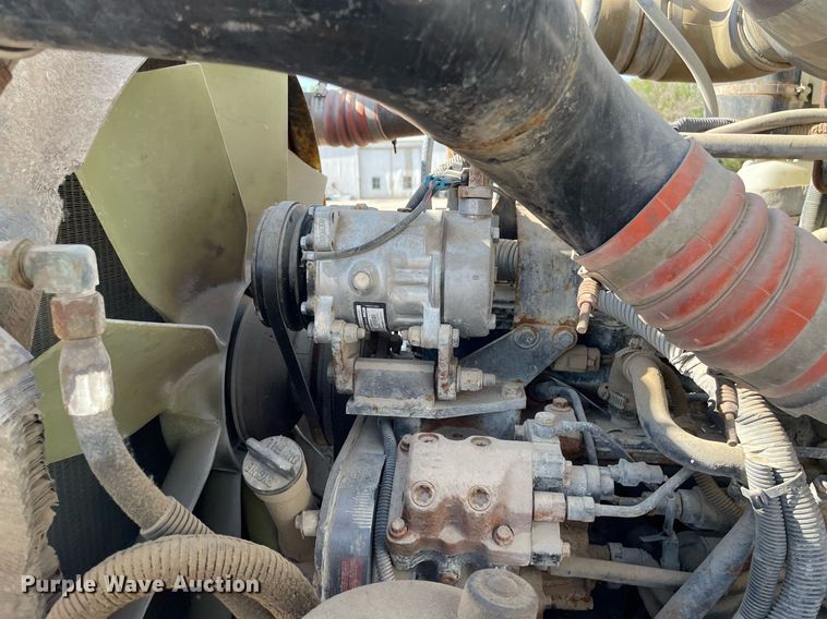 image for item MS9781 2004 Peterbilt 357  ready mix truck