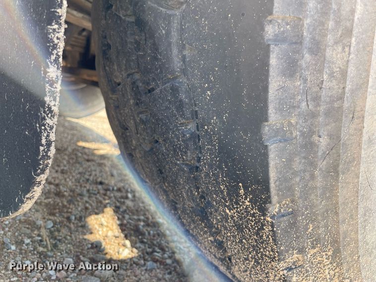 image for item MS9781 2004 Peterbilt 357  ready mix truck