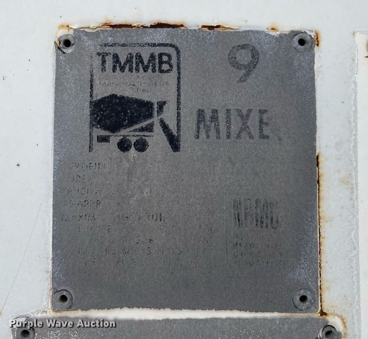 image for item MS9782 1992 Ford L8000  ready mix truck