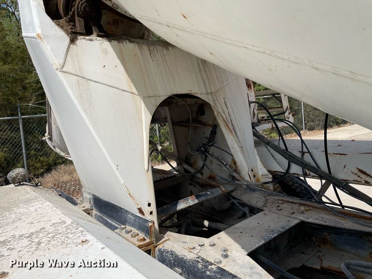 image for item MS9782 1992 Ford L8000  ready mix truck