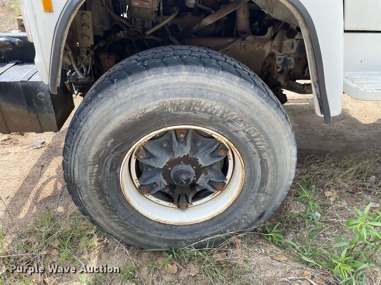 image for item MS9782 1992 Ford L8000  ready mix truck