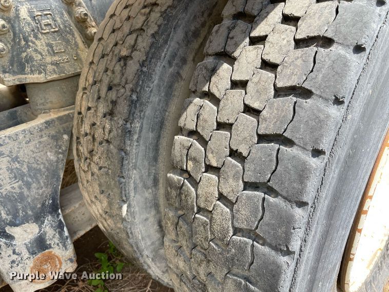 image for item MS9782 1992 Ford L8000  ready mix truck