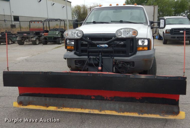 image for item DK1855 2006 Ford F350 Super Duty XL  dump bed pickup truck