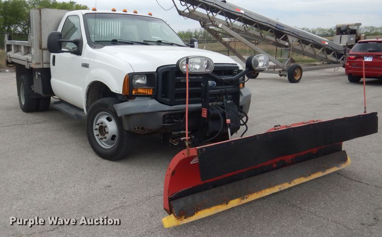 image for item DK1855 2006 Ford F350 Super Duty XL  dump bed pickup truck