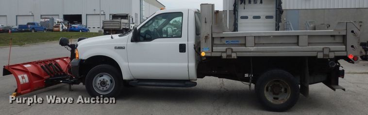 image for item DK1855 2006 Ford F350 Super Duty XL  dump bed pickup truck