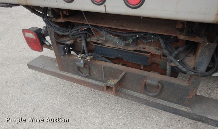 image for item DK1855 2006 Ford F350 Super Duty XL  dump bed pickup truck