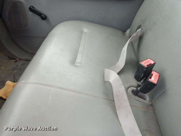 image for item DK1855 2006 Ford F350 Super Duty XL  dump bed pickup truck